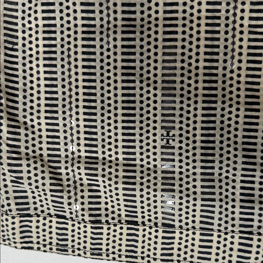 Tory Burch stylish monochrome